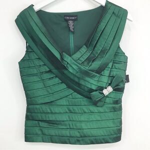 Cachet Emerald Green Pleated V Neck Rhinestone Bow Sleeveless Holiday Event Top